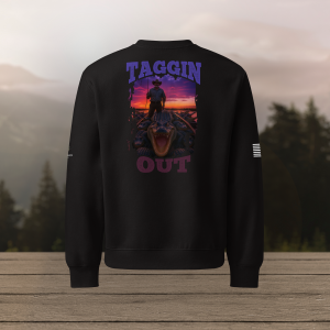 Taggin’ Out - Oversized Sweatshirt